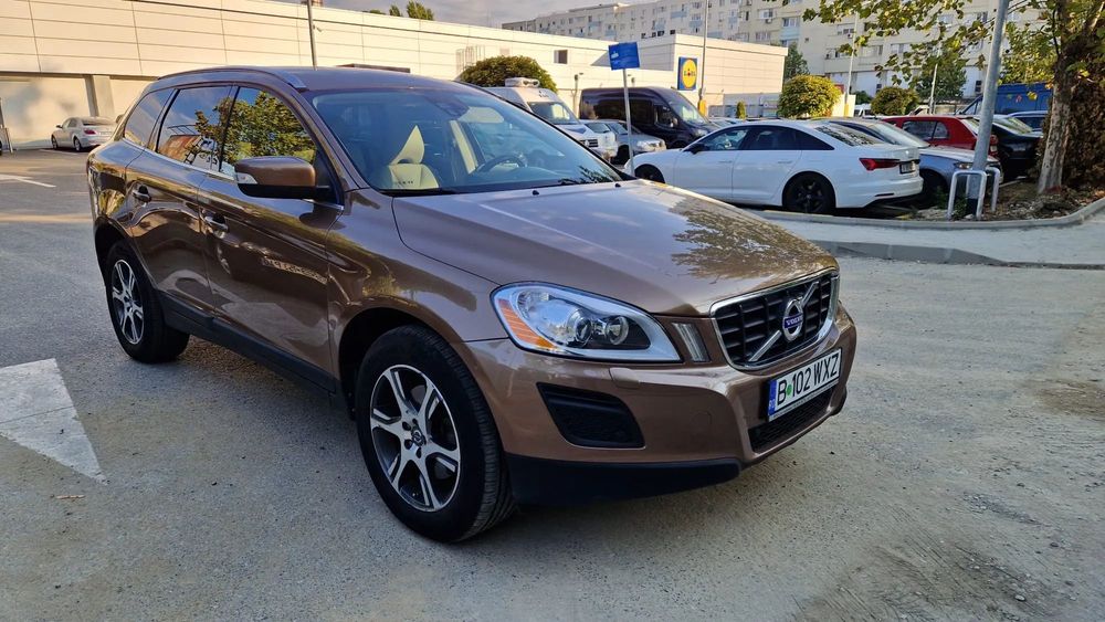 Volvo XC 60 Volvo XC 60, 2.4 Diesel, 2011, 215.747 km, 163 CP, automată