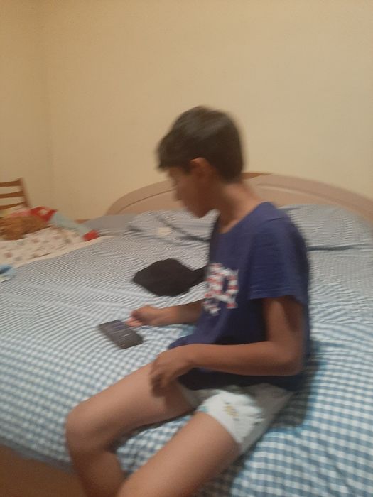 Продаётся двухспальная кровать