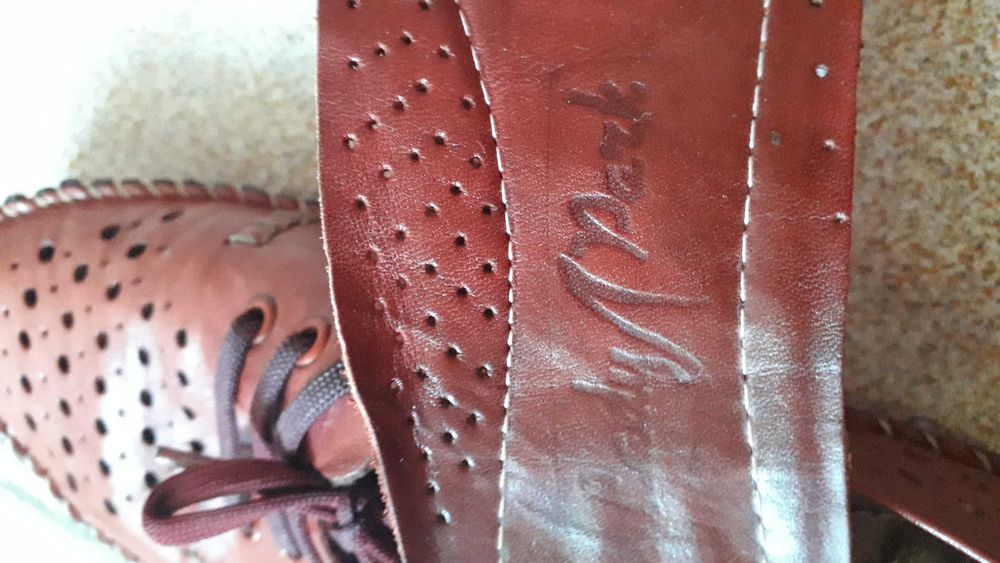 Дамски обувки естествена кожа и работни обувки