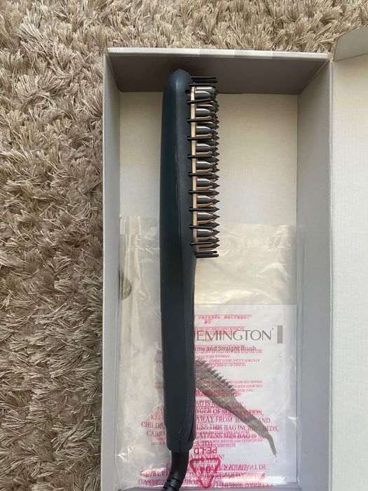 Четка за изправяне на коса