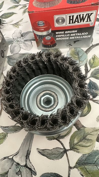 Щетка для ушм