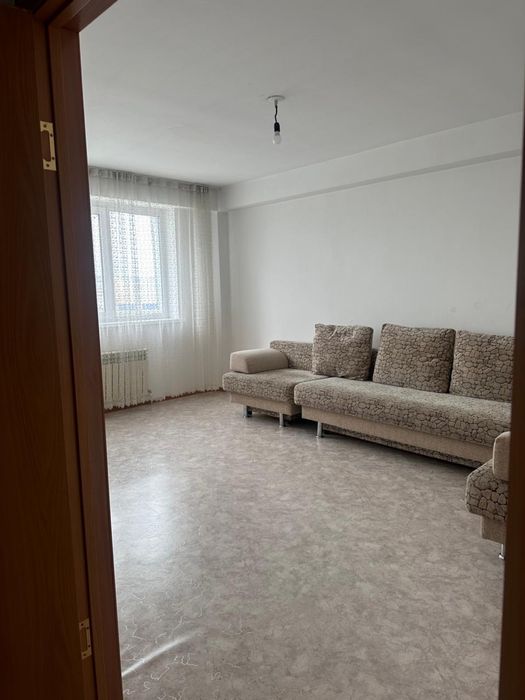 Продам б/у диван