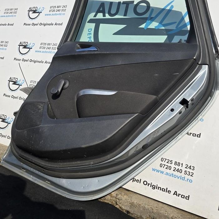 Portiera usa dreapta spate Opel Astra J