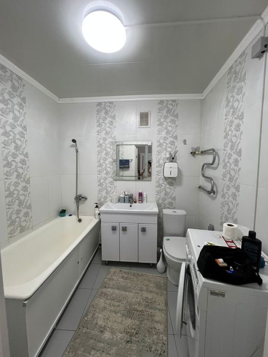 Продам 2 х кв 5/5 эт 60 м2 1977 г