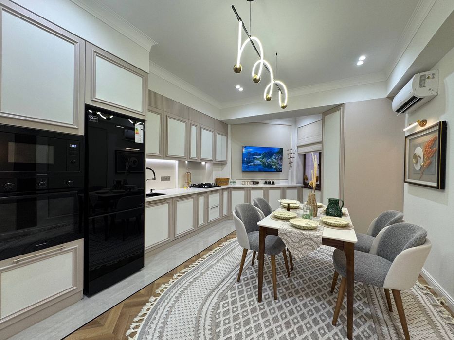 Срочно Продаётся Ж.К Dream House Яккасаройиски Район ор-р 8.Раддом