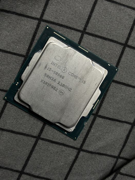 Продаю процессор intel i5 10500