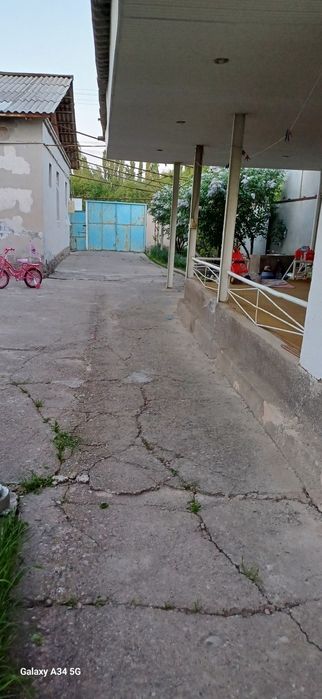 Uy sotiladi Bo‘stonliq tumani Boymirzaev qishlog‘ida