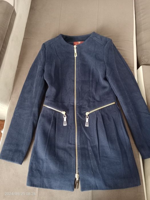 Женская одежда .