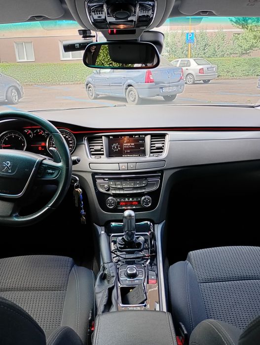Vând Peugeot 508