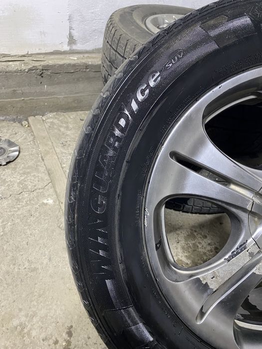 Комлект дисков с шинами! 235/65/17