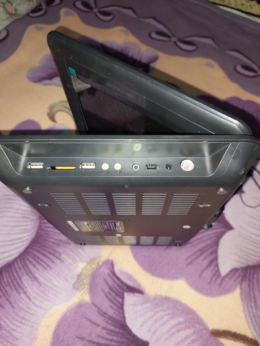 Портативный DVD- Плеер