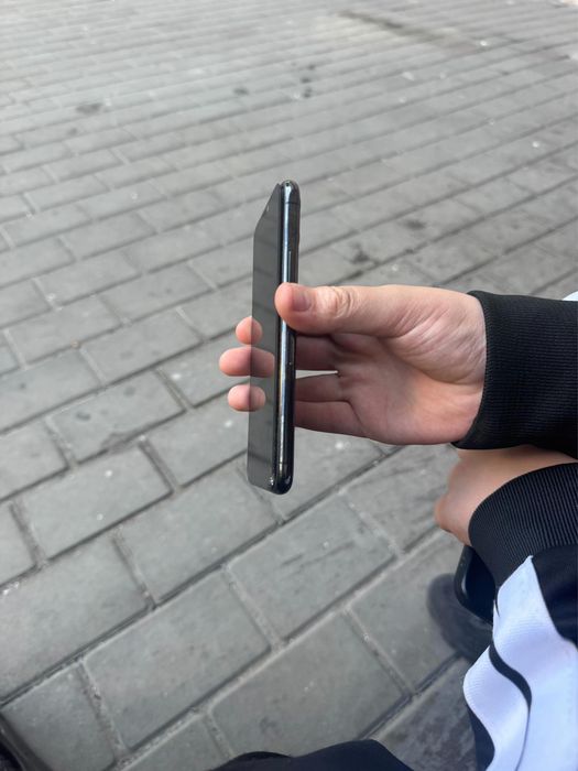 Iphone 11 pro sau schimb