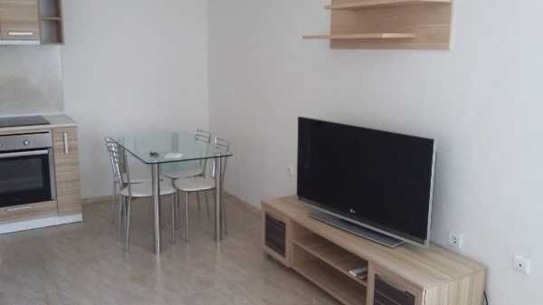 Продава се Двустаен апартамент в Пловдив, Централна гара - 78 кв.м за 1411 €/кв.м - Снимка #1