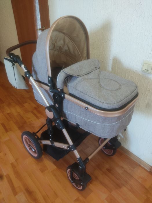 Коляска-трансформер