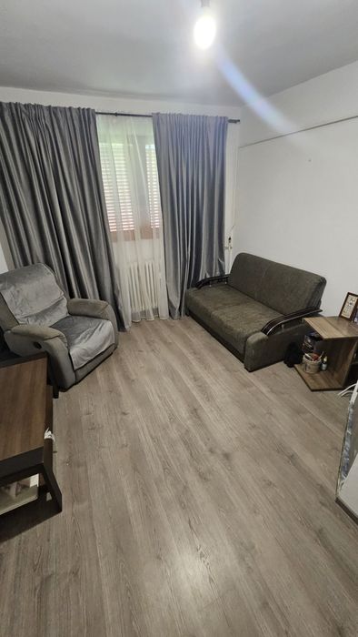 Apartament 2 camere de închiriat