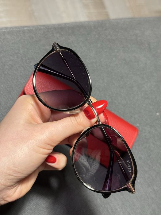 Слънчеви очила Guess