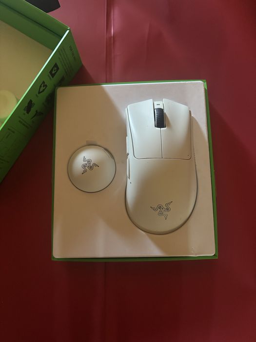 Razer DeathAdder V4 Pro (White Edition)