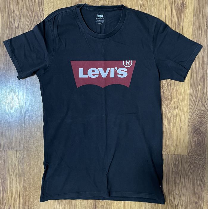 Тениска на Levis