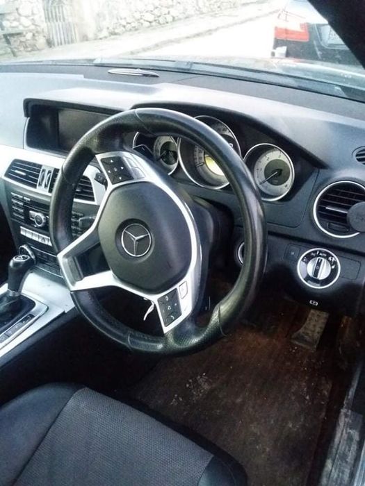 Mercedes W204 C220 Facelift AMG пакет На Части