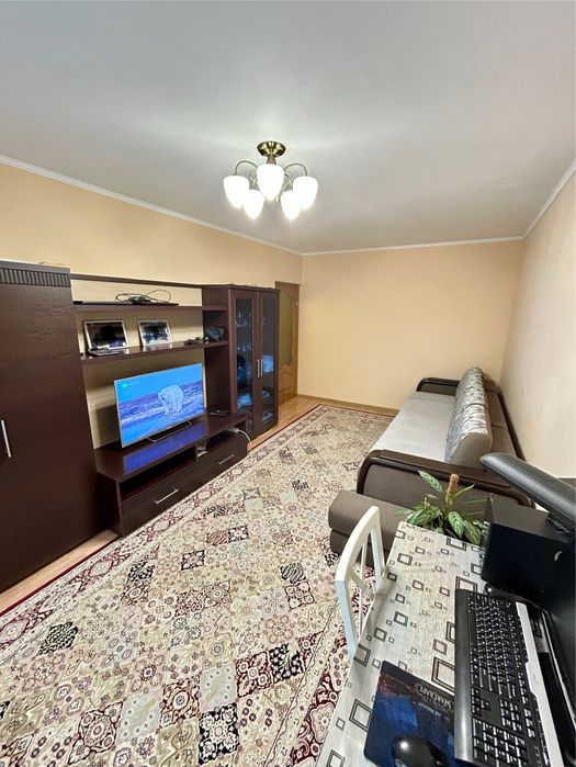 3 к.кв в 11 мкр.