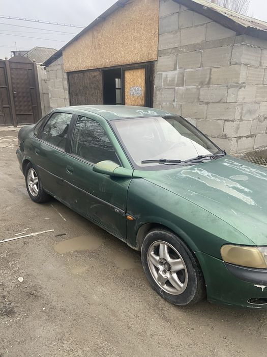 Срочно продам опель не находу