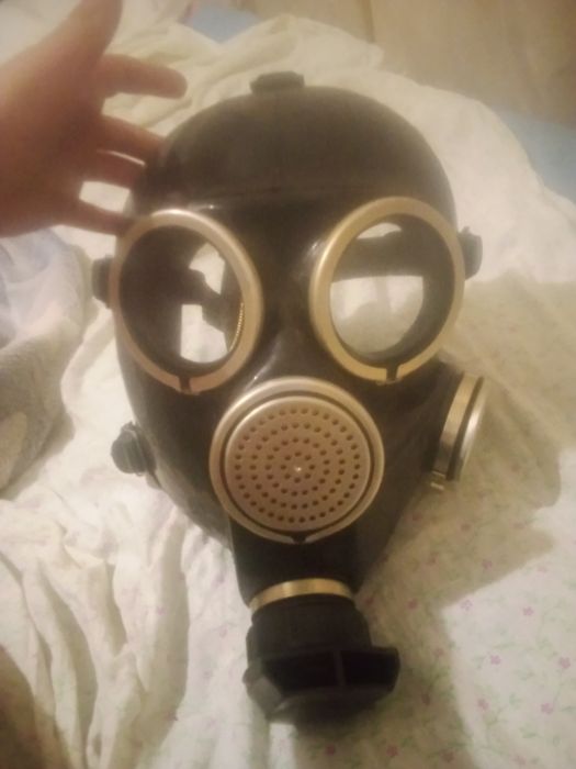 Продам Противогаз гп7