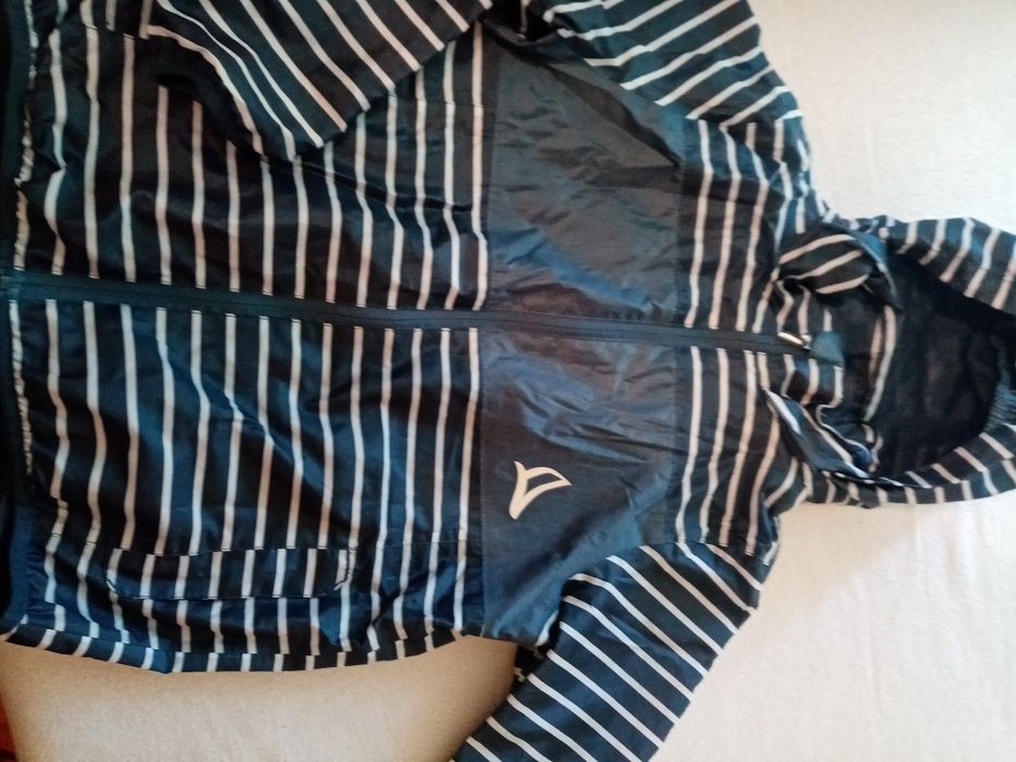 Пролетно-лятно шушляково яке с качулка