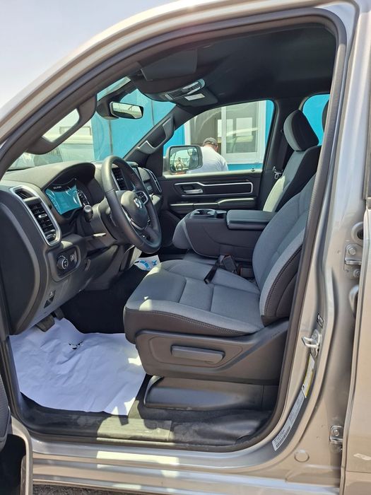 Продам автомобиль Dodge RAM.