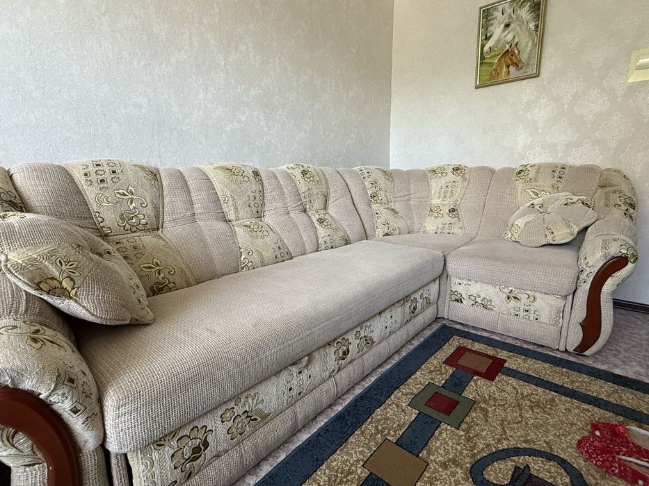 Угловой диван с креслом