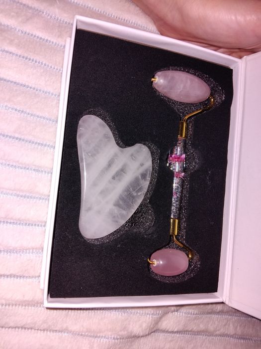 Набор для массажа лица. Гуаша