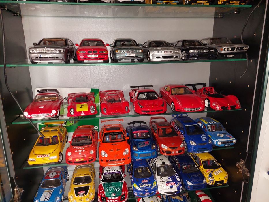 Колекционерски модели 1:18.Diecast