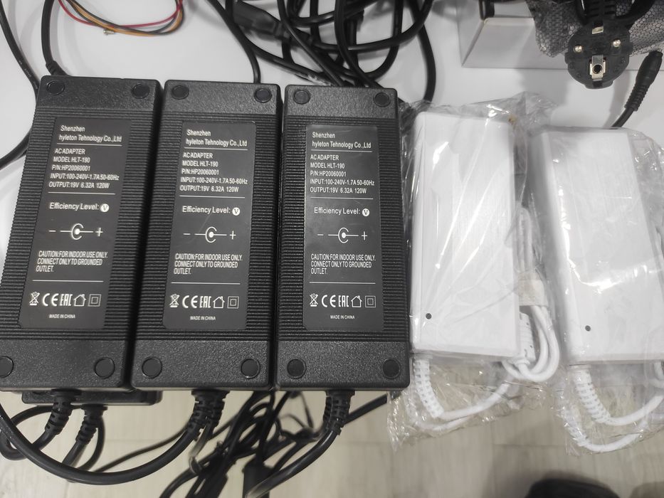 blok pitaniya monobloka 19v 6.3a