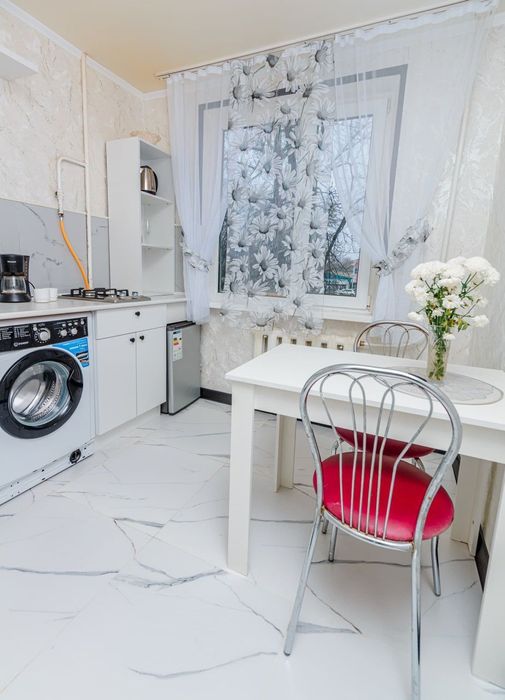 Сдается 1 комнатная квартира посуточно