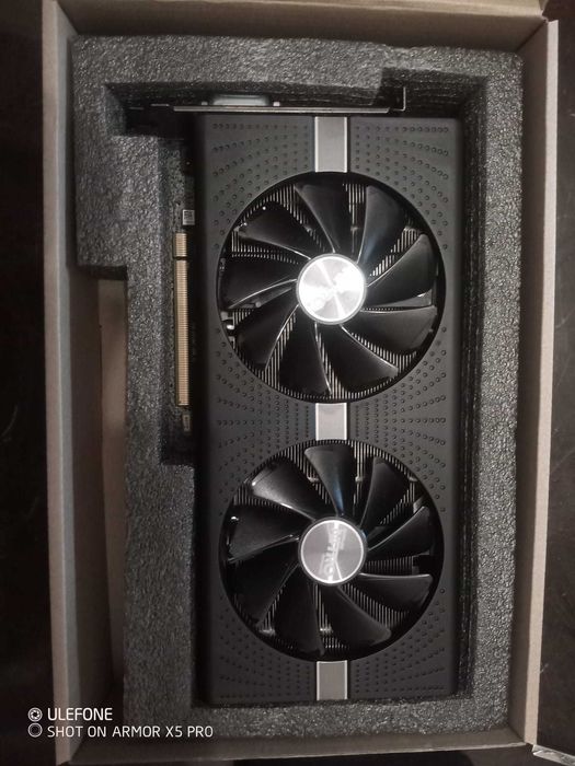 Vand placa video SAPPHIRE NITRO+ RADEON RX 580 Pret 650 lei
