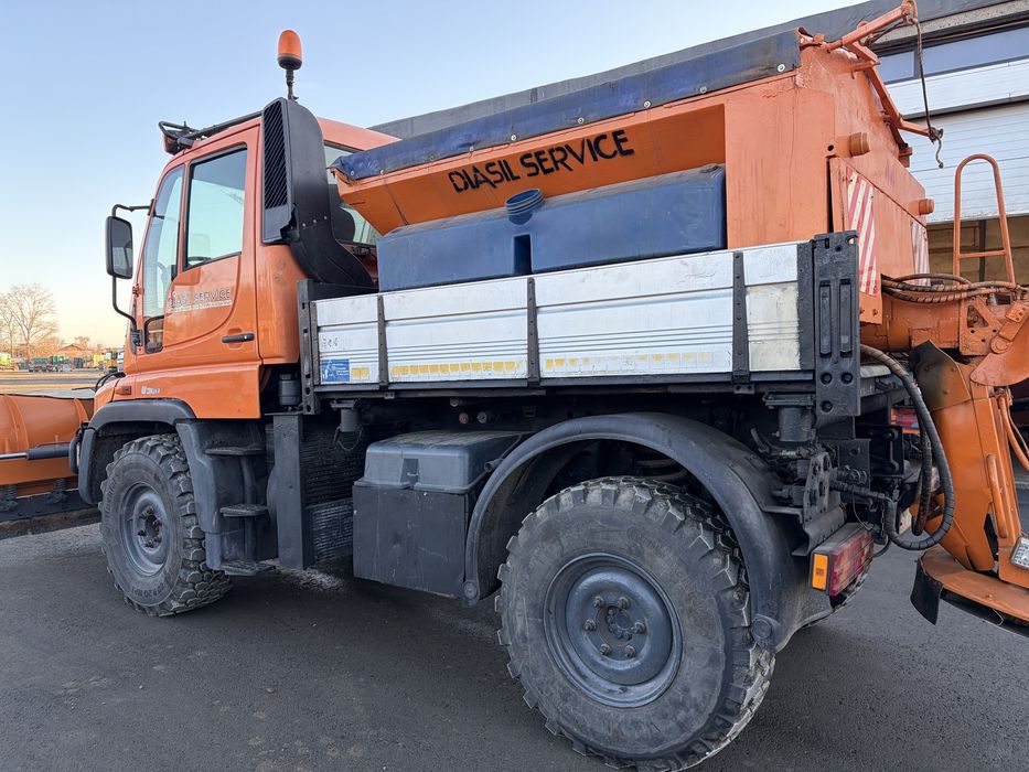 Unimog U300 echipat de iarna