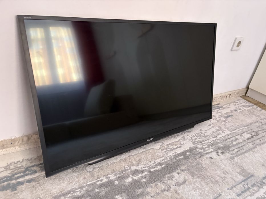 Продам телевизор SONY