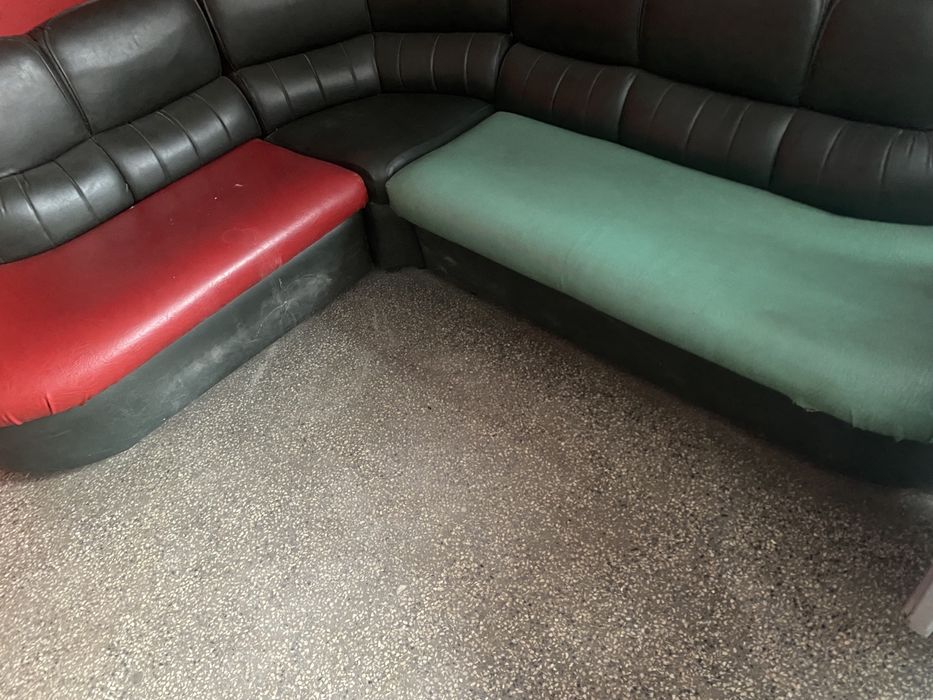 Дивани с маси в добро състояние