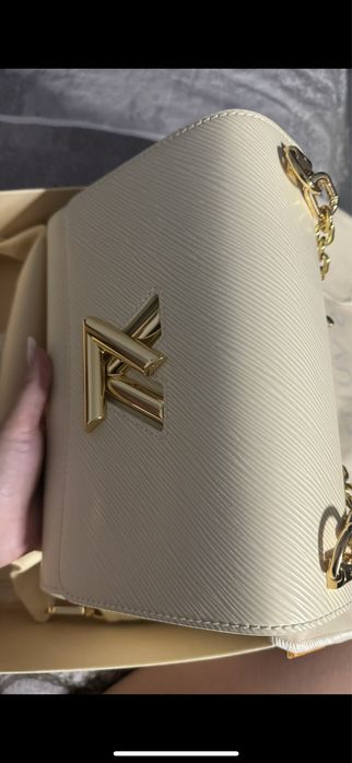 Geantă Louis Vuitton