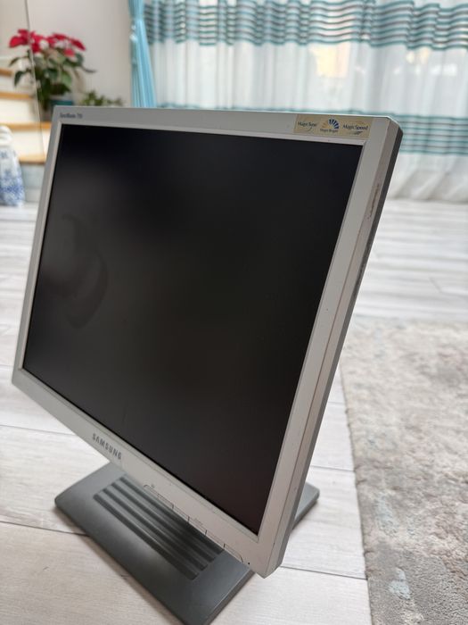 Calculator I5 9400F, GTX 1660 super+ monitor samsung 60Hz