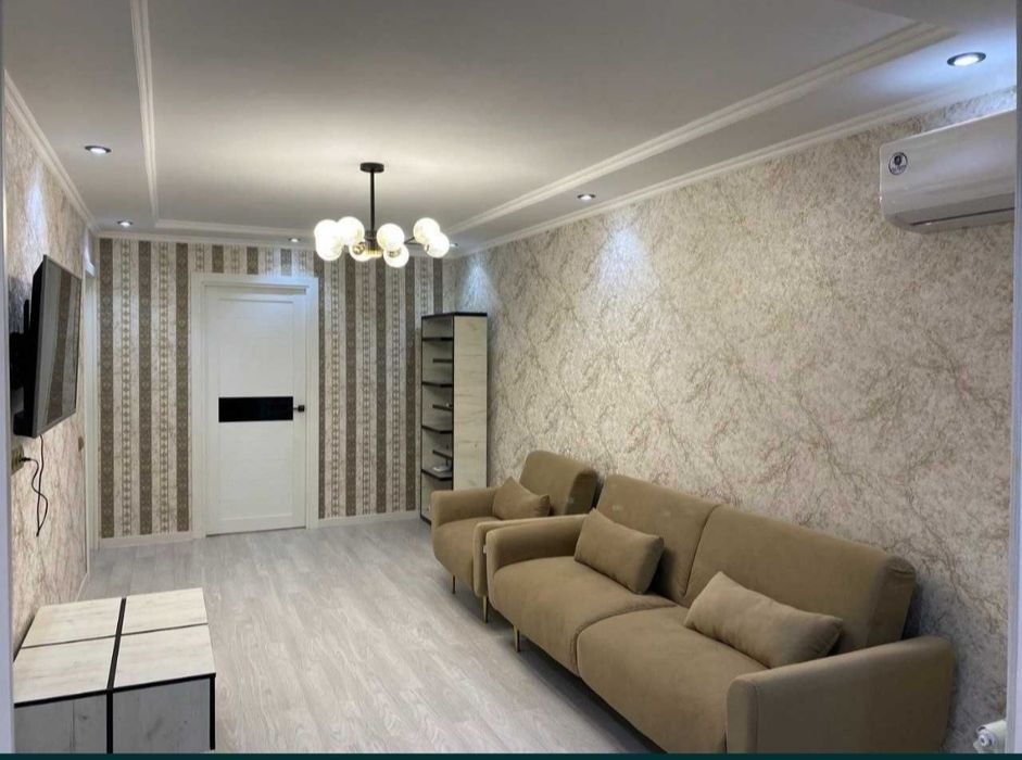 Сдается 2х комнатная квартира 57кв метров ориентир Новомосковская