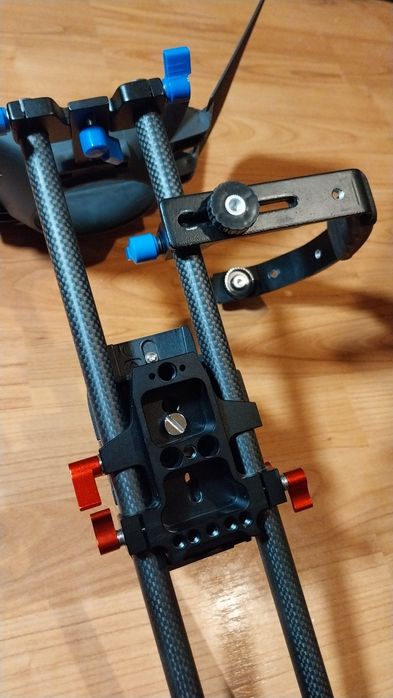 Rig camera foto video cu matte box