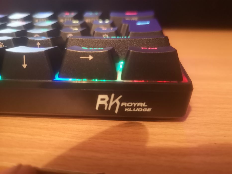 RGB механични гейминг клавиатури