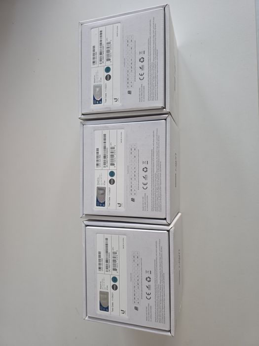 Când 3 camere Unifi Ubiquiti G3 Instant