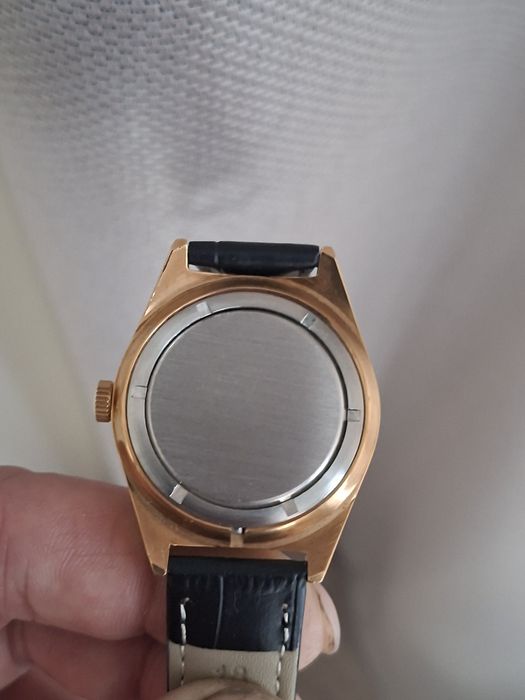 Продам часы СССР