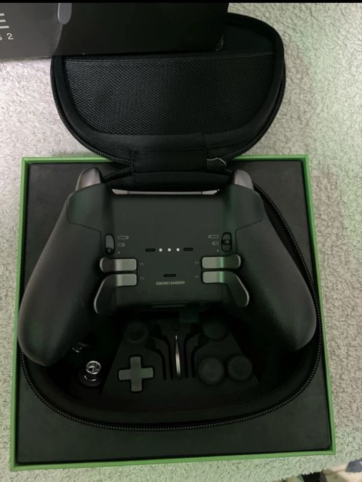 Xbox elite series 2 + 4 padele potrivit pentru shootere