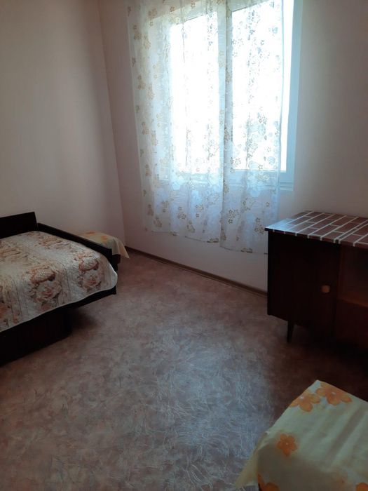 Дава се под наем Двустаен апартамент в Пловдив, Тракия - 45 кв.м за 275 € - Снимка #2