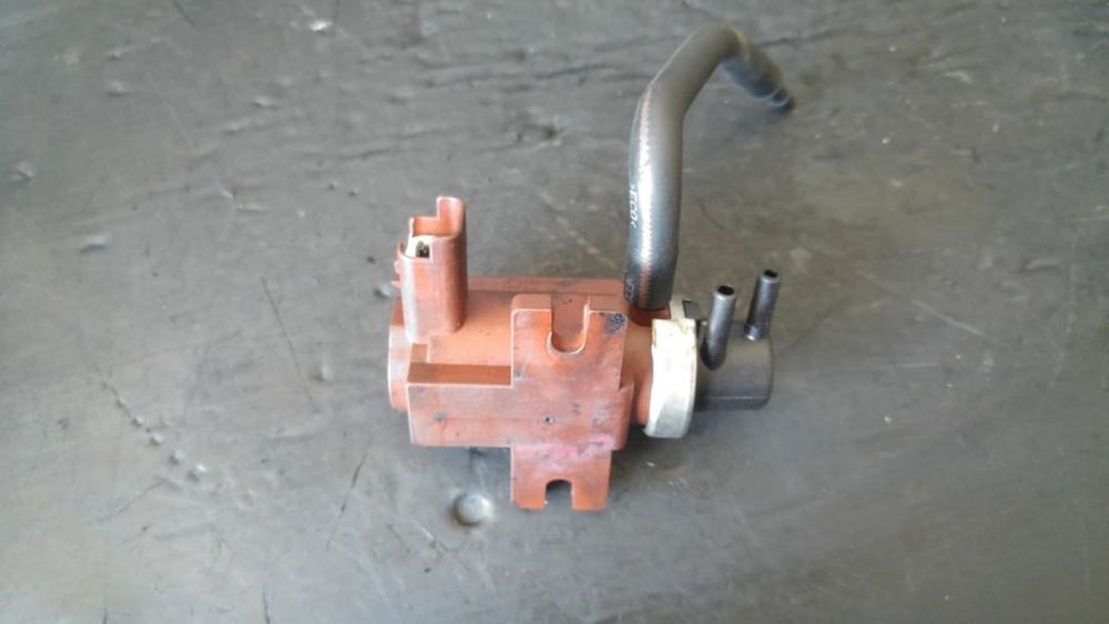 Electrovalva 1.6 tdci ford focus 2 c-max peugeot 307 citroen c4 70096803 9652570180