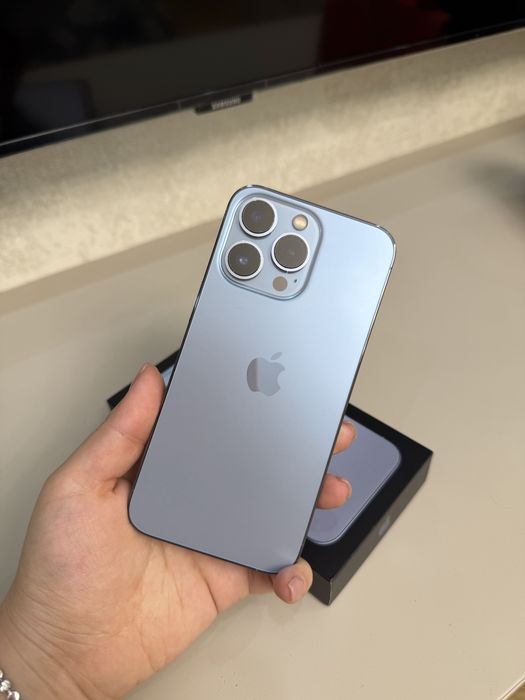 Продам iPhone 13 Pro, 256 GB