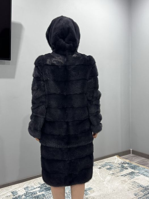 Продам норковую шубу