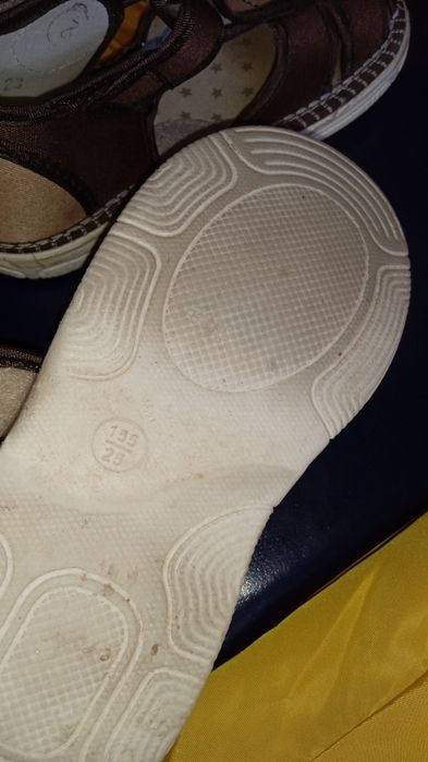 Комбинезон сандали продам